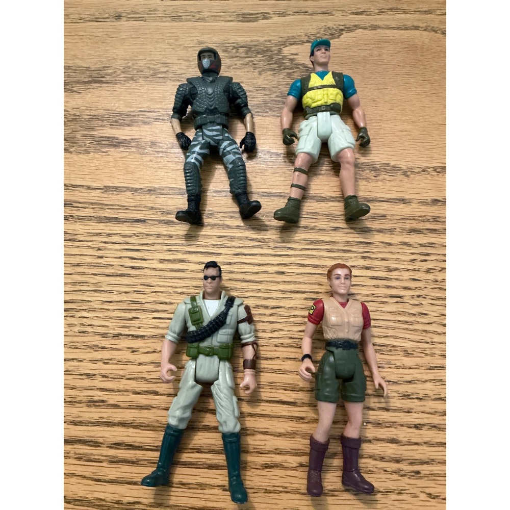 Vintage Jurassic Park Action Figures Lot of 4 Peter Ludlow